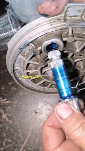 clutch/variator or wheel hubClutch Hub Fix Like a Pro🔩🛠️💬