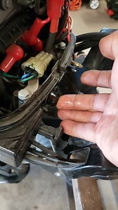 Short video showing the bad fuel primer bulb on that 2013 Mercury 9.9hp long shaft ProKicker 4-stroke with electric start and hydraulic tilt/trim. | Outboard Madness