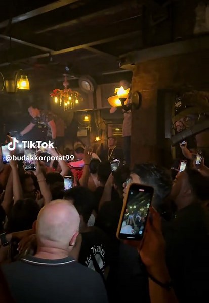 Experience the Holy Grail at La Favela Bali