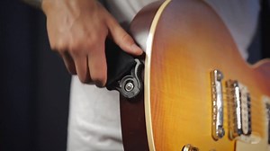 🎸 Hassle Free Auto-Locking Strap 🎸 No Install Needed 🎸 Works With Most Guitars & Basses Get Your's Here ➡https://bit.ly/2TQ3W7J | Yandas Music and Pro Audio