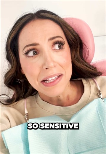 Sensitive teeth? Stop using whitening toothpaste! 😬Switch to a sensitivity-relief formula which can actually help calm your teeth instead of irritate them! Look for ingredients like potassium nitrate, stannous fluoride, sodium fluoride, etc! #SensitiveTeeth #dentaltips #whiteningtoothpaste