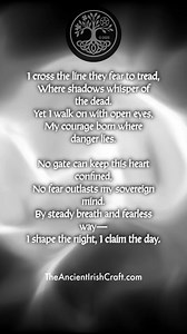 🔗 TheAncientIrishCraft.com 🔗 Many Blessings, Sorcha Lunaris 🍀💚 Keeper of The Ancient Craft. #TheAncientIrishCraft #witch #witches #witchesofinstagram #pagan #paganism #pagansofinstagram #celticwitch #celticwitchcraft #traditionalwitchcraft #folkwitch #folkwitchcraft #greenwitch #greenwitchcraft #hedgewitch | The Ancient Irish Craft