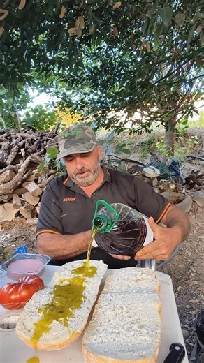#collegefootball#ontario#oklahoma#Georgia#ncaafootball #sEC #arizona #huntingseason #southcarolina #rain | Gines Correguela