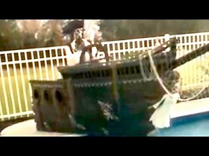 Animated Pirate ship build Halloween prop