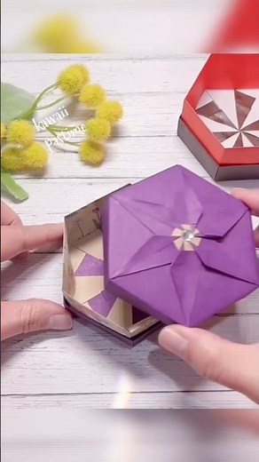 折り紙 六角形の箱を作ってみた! 詳しい作り方は関連動画からみてね#diy#shorts #short #paper #origami#оригами#giftbox