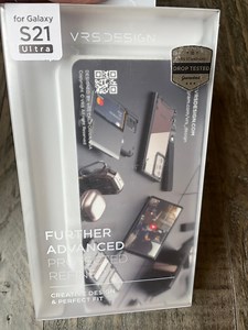 Watch Super convenient built-in kickstand on Amazon Live