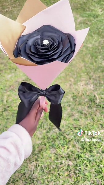 Order Long Lasting Infinity Roses Today