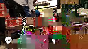 36K views · 743 reactions | ✈ Partons en Martinique ✈ Pour découvrir un fruit, bien connu en Outre-mer et en métropole : la banane.  C’est un fleuron de l’économie martiniquaise et un emblème du patrimoine agricole. A travers ce fruit, c’est toute l’histoire de l’île qui se raconte ... | C pas si loin | Facebook