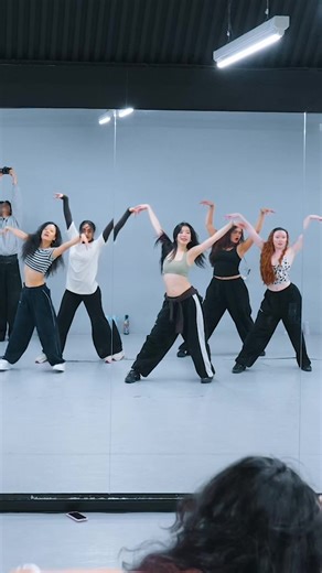 Layla Choreography: Beginner/Intermediate Dance