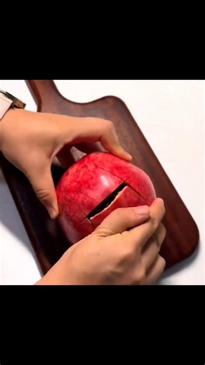 Rebel Facts Yt on Instagram: "Top Amazing Facts Kitchen Hacks 🍑 #reels #foodfacts #amazing #facts #like"