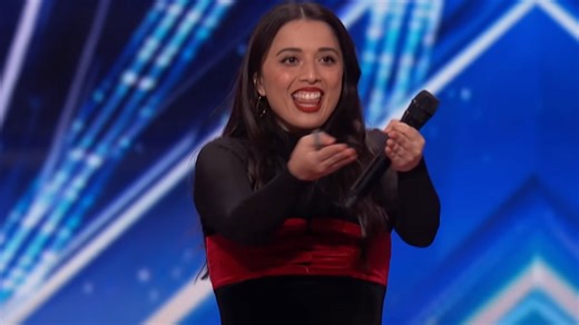 “AGT” Contestant Wows Judges With Never-Before-Seen Talent