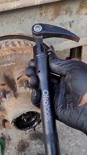 46K views · 319 reactions | This Extendable Indexing Pry Bar adjusts...