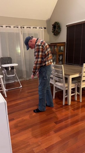 12K views · 50 reactions | Paps loves to dance but his foot is hurt 藍浪 #dadmoves #dadsoftiktok | The Grandparent’s Club | Facebook