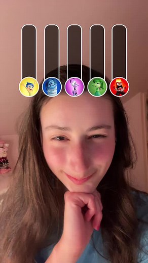 Exploring the Inside Out Disney Filter | Fun Snapchat Selfie Experience