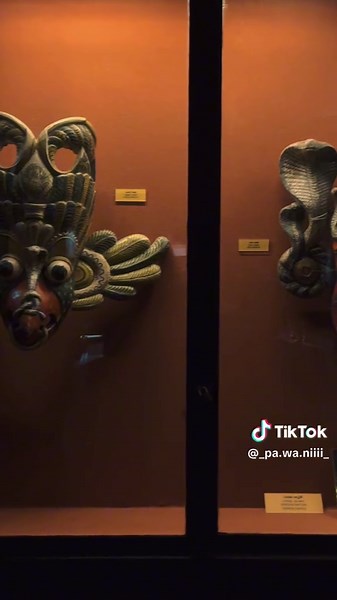 Exploring Colombo National Museum in Sri Lanka