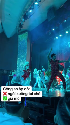 Công an ập vào đảo hoa hậu: Tình huống hài hước