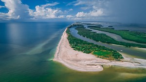 Footage of Stump Pass Englewood, FL! Its crazy seeing how much bigger they made the beach. Though it may need a new name because there are no more stumps haha! Subscribe to my YouTube channel down below for more content! YouTube.com/trevormcdonaldfilms | Trevor McDonald - Reel Time Films