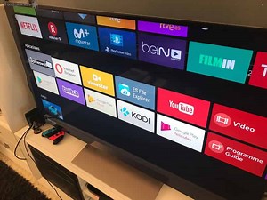 ¿Por qué mi Smart TV se Queda con la Pantalla Negra o Congelada? - Solución | Mira Cómo Se Hace