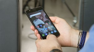 Test du Moto E4 : un smartphone capable de l’essentiel pour moins de 170 euros
