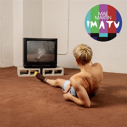 Mae Martin Announces Debut Album Produced by the Darcys, Shares Two Songs │ Exclaim!