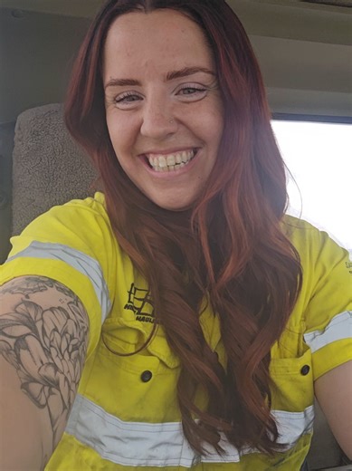 Drop your hair extension tips and aftercare advice please! 😅🥰. #fyp #gettingready #butterflyweft #hairextensions