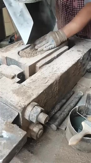 Production process of high alumina refractory bricks#brick #refractorybricks #fireproof #fireproofmaterials #secure #family #brickyard #buildingmaterials # | Refractory.bricks001