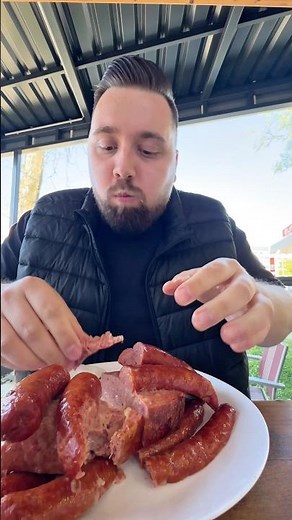 POV: You order the new Käsekrainer Leberkässemmel for €1.99 😁 #food #funnyvideos #leberkäse