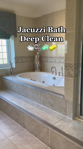 Refreshing Jacuzzi Bath Cleaning Tips and Hacks
