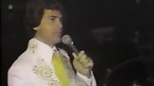 Engelbert Humperdinck LIVE in concert at the MGM Grand 1979