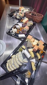 Eating at the Circus Buffet | Parc Astérix 🎪🍽️