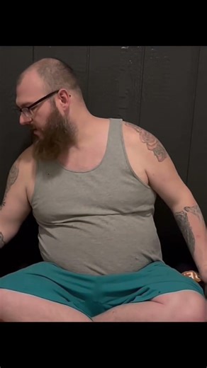 Tricks & treats or Aloha? #canecorso #italianmastiff #canecorsolove #canecorsolover #canecorsovlog