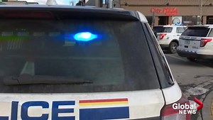 Man arrested after alleged threat with knife in Kelowna