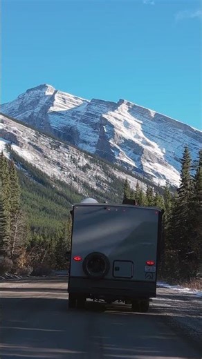 4x4 E-Series Adventure Vehicle // Overlander Campers