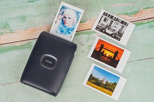 Fujifilm Instax Mini Link 2 review - why wait for your prints to come?