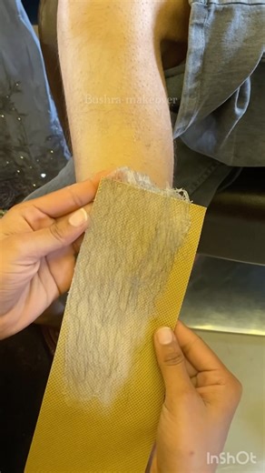 Full leg waxing/ waxing tutorial #shorts #waxing #bodywax #waxingstrips #hairremoval #shorts #viral
