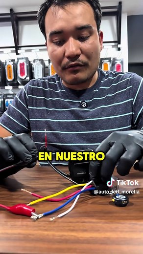 Cómo funciona un relevador de 5 patas