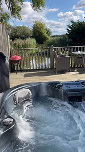 Beautiful lakeside fishing lodge with hot tub. #adultsonly #weekendgetaway #fishingbreak #hottubholidaysuk #ukstaycation | Mill Farm Leisure