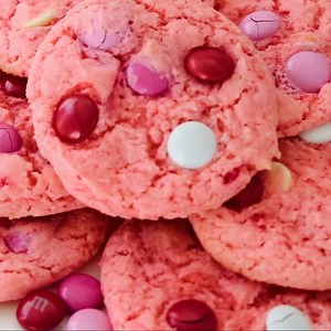 90K views · 396 reactions | Our STRAWBERRY CAKE MIX COOKIES are fun, festive & SO TASTY! https://butterwithasideofbread.com/strawberry-cake-mix-cookies/ | Butter with a Side of Bread | Facebook