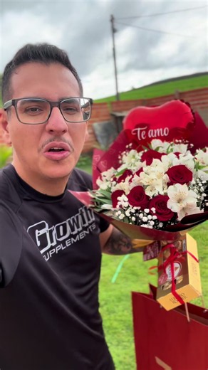 Presente Dia dos Namorados: buquê, chocolate e sapato para Tia Sam