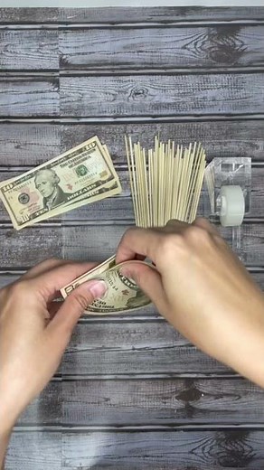 Learn to make Money Bouquet with KK House