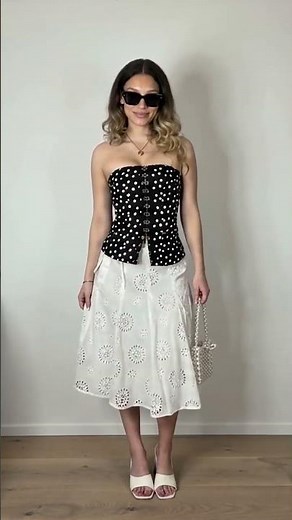 👆Outfit linked in bio Which of these 5 cute Y2K inspired outfits is your absolute favorite
