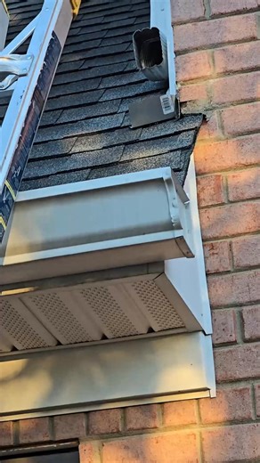 Did the last storm damage your roof? We’re offering professional inspections and repairs starting at just $250. We’re local, fast, and treat every home like our own. 🔗 https://roofrepairsexpert.com 📍 Check our reviews and location on Google 💬 Share this post or save it for later — the next storm won’t wait.#roofrepair #rookleakmurfreesboro #roofdamagenashville #roofrepairnearme #roofpatch #stormdamagenashville #leakyroof #37130roofleak #roofernearme #rooffamage #roofrepairexpert #roofleakruth