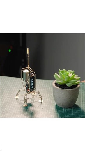 DIY Mini Satellite Style Clock