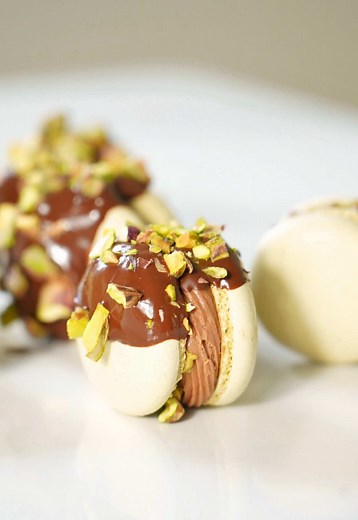 Indulge in Luxury Pistachio Dubai-style Macarons