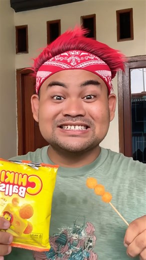 Kind GrandPa Eats Candy🥨🍡🥓🧀