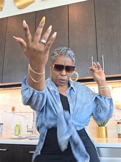 The only tutorial you need. now let me see you hit that. I camt unsee it. tag a pk , choir member , congregation, mother's and friends 🧡 😂 #camdenbop #choir #basically #dancer