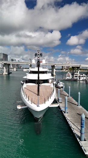 Pablo Longa on Instagram: "M/Y INFINITE JEST 75m/246' Turquoise Yachts Infinite Jest is a motor yacht with an overall length of 75 m. The yacht's builder is Turquoise Yachts from Turkey, who launched Infinite Jest in 2023. The superyacht has a beam of 14.2 m, a draught of 4.1 m and a volume of 1,725 GT. Infinite Jest features exterior design by Studio Vallicelli Design and interior design by multiple designers (for instance Julie Hillman Design, see full list), with naval architecture by Turquoi