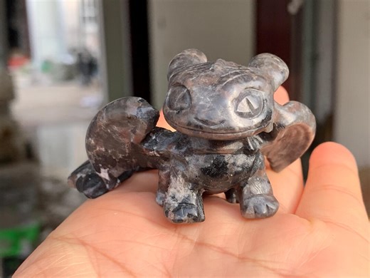 Yooperlite Quartz Crystal Fly Dragon, Hand Carved Gemstone - Etsy