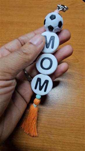 ✨️NEWEST PROJECT!✨️ XL beaded bag tags and keychains! #3dprinting #keychain