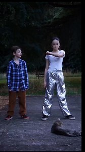 Brother & Sister dance | Linda Buzz